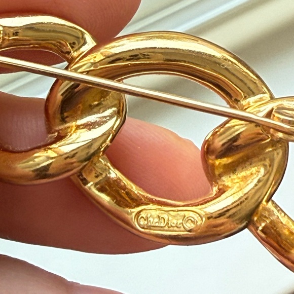 Christian Dior Brooch - Picture 6 of 9
